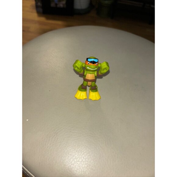 Turtles of Grayskull Michelangelo MOTU Origins Action Figure Broken Leg - Picture 4 of 7